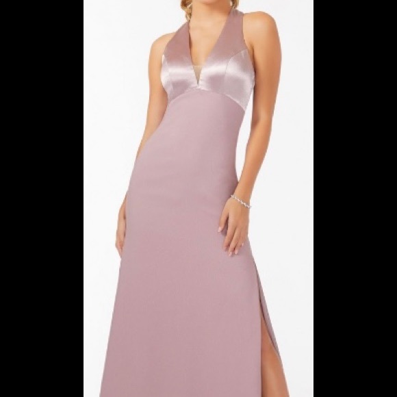 “SOLD” Mori Lee Special Occasion Gowns NWT (PROM/HOMECOMING/WEDDING/BANQUET) - Picture 4 of 14